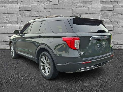 Certified 2024 Ford Explorer XLT w/ Equipment Group 202A AWD/4WD image 8
