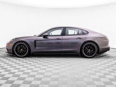 Used 2018 Porsche Panamera 4S AWD/4WD image 2
