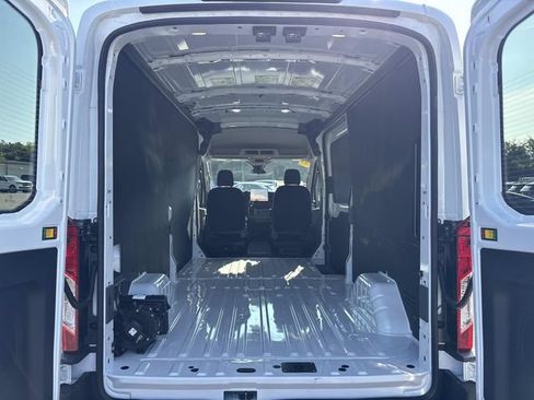 New 2026 Ford Transit 250 148 Medium Roof RWD image 12