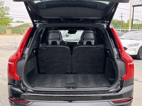 Used 2019 Volvo XC90 T6 R-Design w/ Protection Package Premier image 14