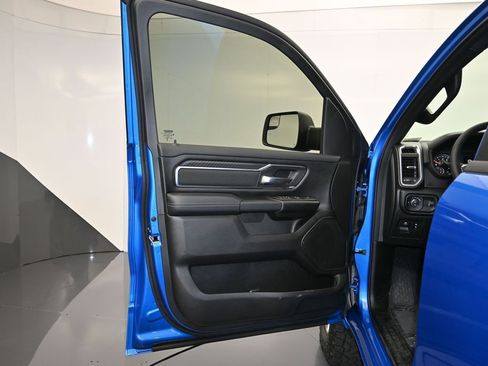 New 2026 RAM 1500 4x4 Crew Cab image 10
