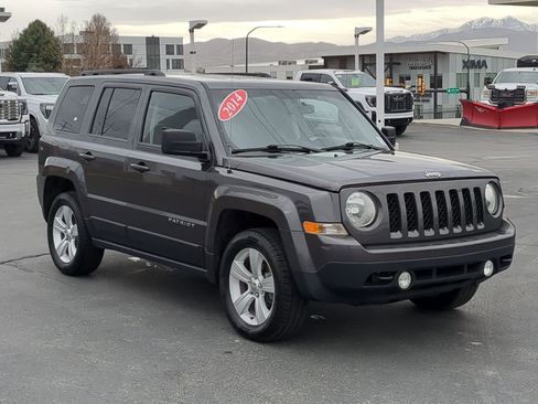 Used 2014 Jeep Patriot Latitude w/ All Weather Capability Group image 7