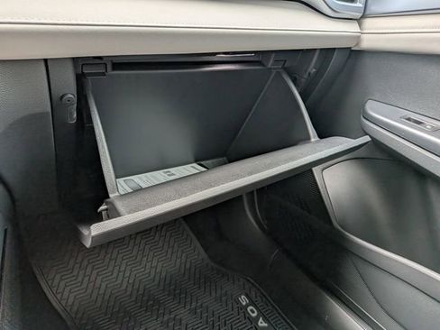 New 2026 Volkswagen Taos SE image 24