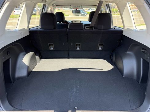 Used 2015 Subaru Forester 2.5i AWD/4WD image 16