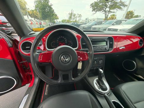 Used 2012 Volkswagen Beetle 2.5 FWD image 27