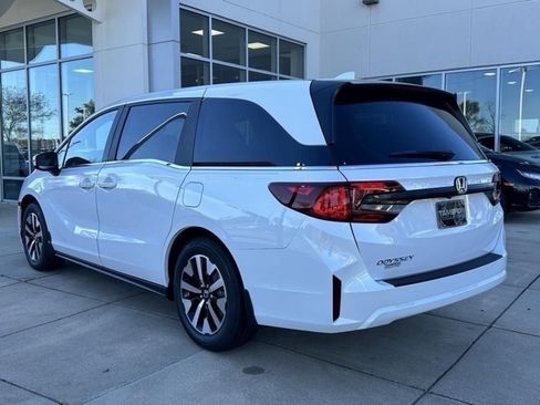 New 2026 Honda Odyssey EX-L image 5