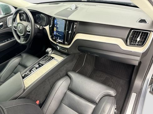 Used 2018 Volvo XC60 T6 Inscription w/ Luxury Seat Package AWD/4WD image 16