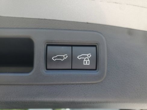 Used 2023 Lexus RX 350 Premium w/ Accessory Package AWD/4WD image 29