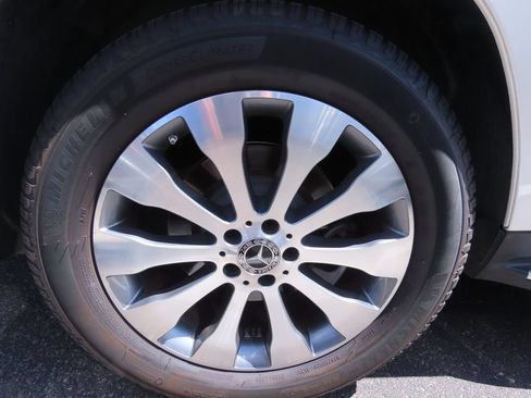Used 2018 Mercedes-Benz GLS 450 4MATIC image 17