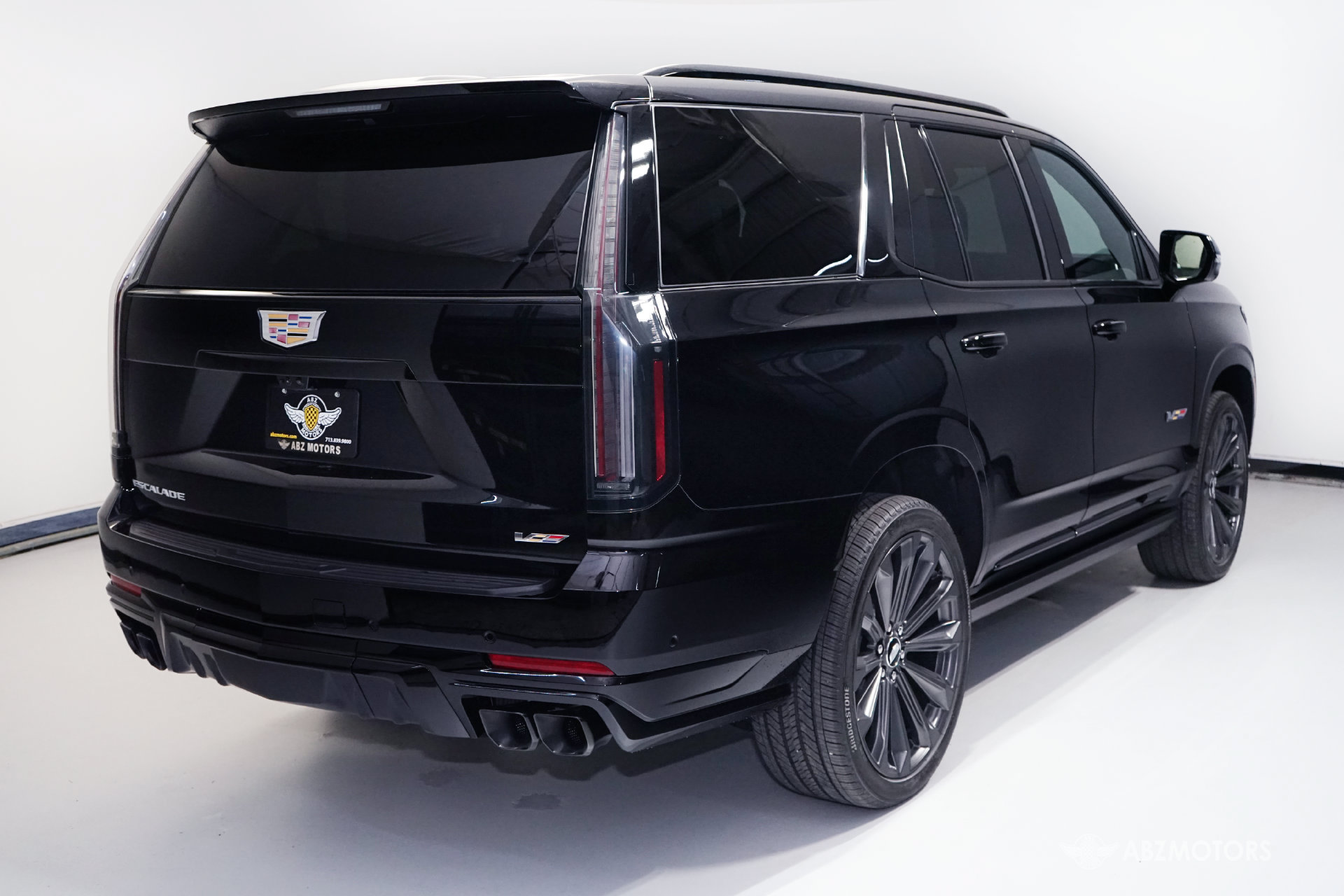Used 2026 Cadillac Escalade V AWD/4WD image 6