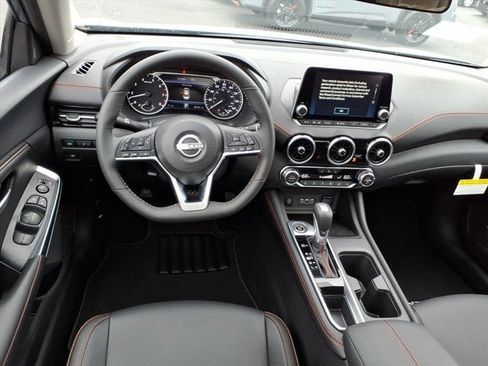 New 2025 Nissan Sentra SR w/ SR Premium Package image 8
