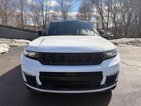 Used 2023 Jeep Grand Cherokee L Summit w/ High Altitude Package image 2