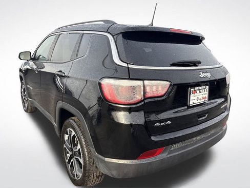 Certified 2022 Jeep Compass Limited image 6