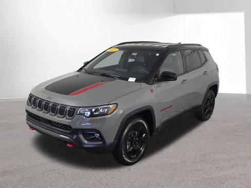 Used 2023 Jeep Compass Trailhawk image 43
