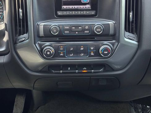 Used 2015 Chevrolet Silverado 1500 LT AWD/4WD image 24