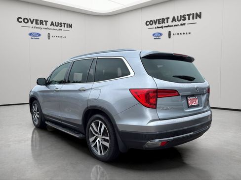 Used 2016 Honda Pilot Touring image 3