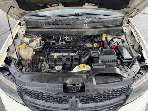 Used 2017 Dodge Journey SXT w/ Blacktop Package FWD image 24