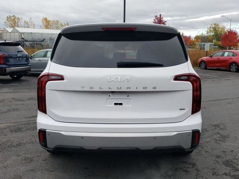 Used 2024 Kia Telluride LX image 18