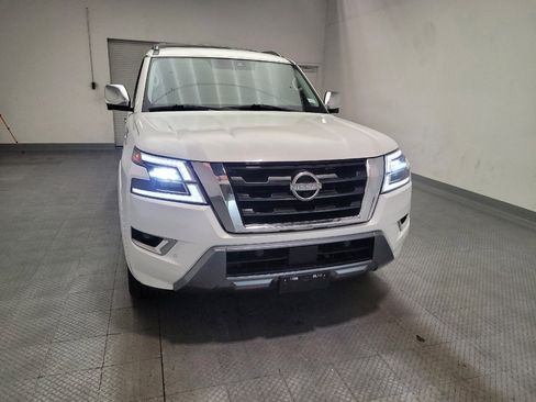 Used 2022 Nissan Armada Platinum w/ Captain's Chairs Package RWD image 14