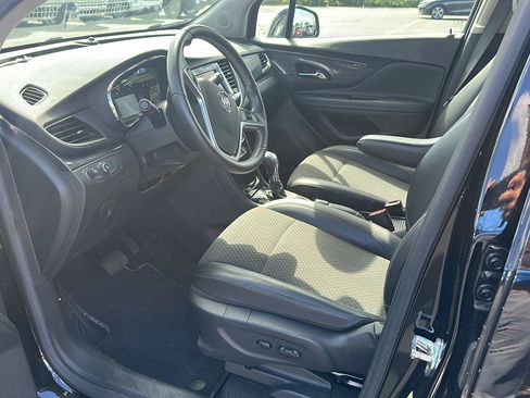 Used 2022 Buick Encore Preferred w/ Safety Package AWD/4WD image 6
