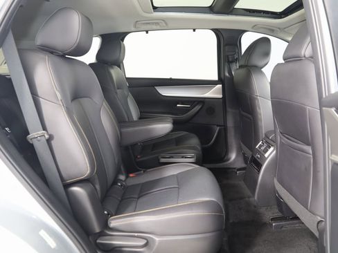 Used 2024 MAZDA CX-90 Plug-In Hybrid w/ Premium Pkg image 15