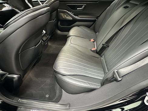 Certified 2022 Mercedes-Benz S 500 4MATIC image 25