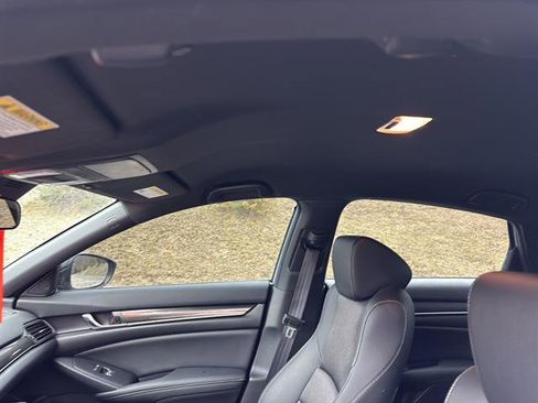 Used 2022 Honda Accord Sport image 15