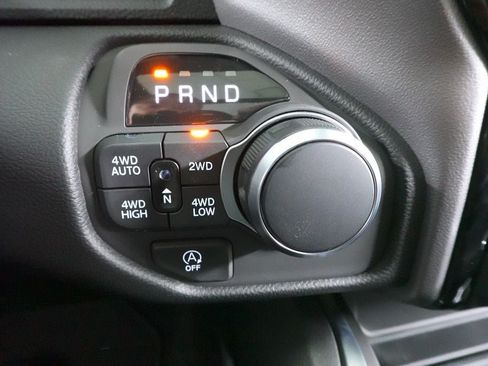 New 2026 RAM 1500 Big Horn AWD/4WD image 15