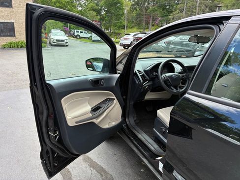 Used 2018 Ford EcoSport S AWD/4WD image 18