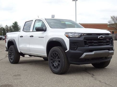 New 2026 Chevrolet Colorado Trail Boss AWD/4WD image 14
