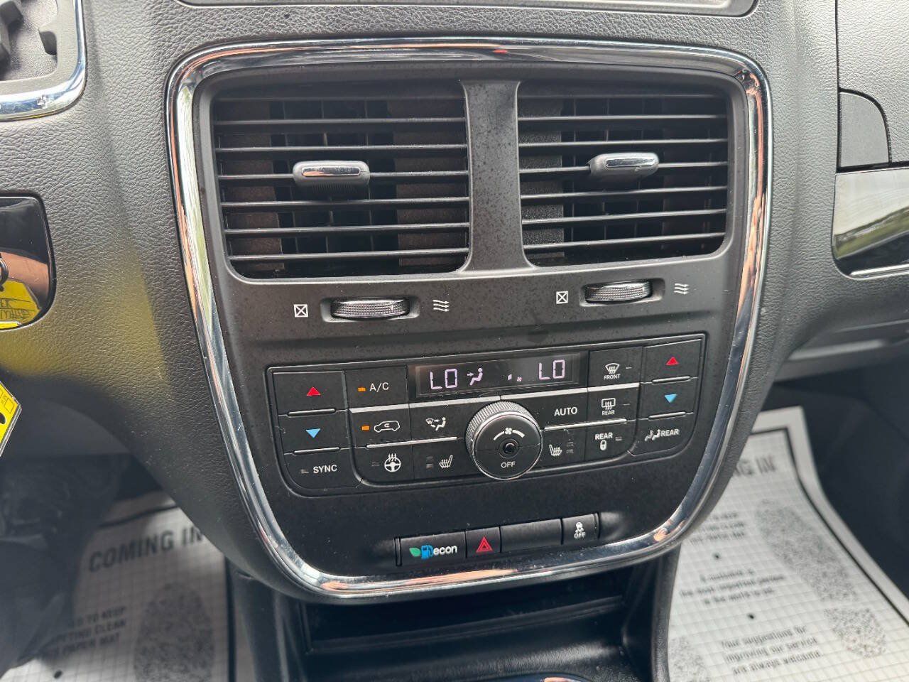 Used 2019 Dodge Grand Caravan SXT w/ Driver Convenience Group FWD image 50