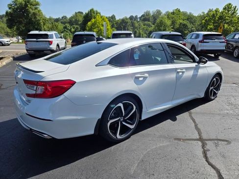 Used 2022 Honda Accord Sport image 7