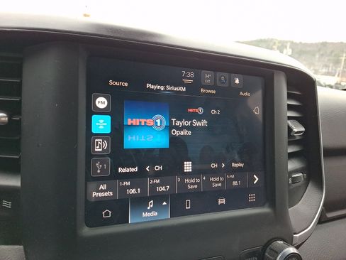 Used 2022 RAM 1500 Big Horn image 23