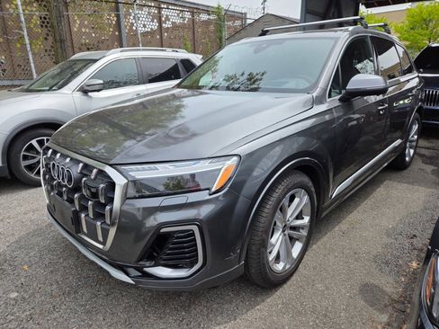 Used 2025 Audi Q7 3.0T Prestige w/ Prestige Package AWD/4WD image 1