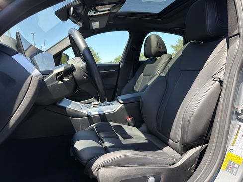 Used 2023 BMW i4 eDrive35 RWD image 7