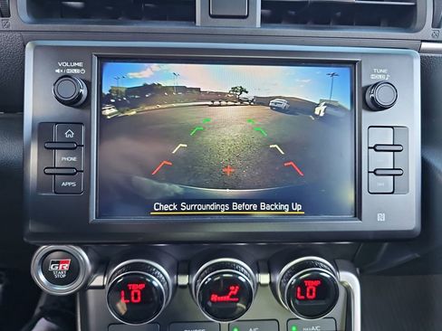 Used 2023 Toyota GR86 RWD image 13