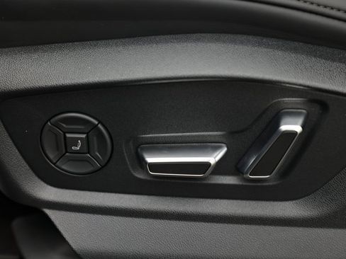 Used 2025 Audi Q7 3.0T Prestige w/ Prestige Package image 25