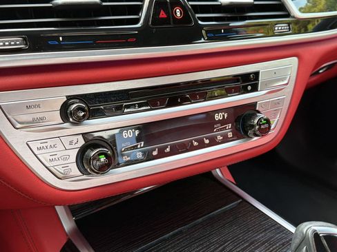 Used 2019 BMW 740i w/ Executive Package RWD image 17