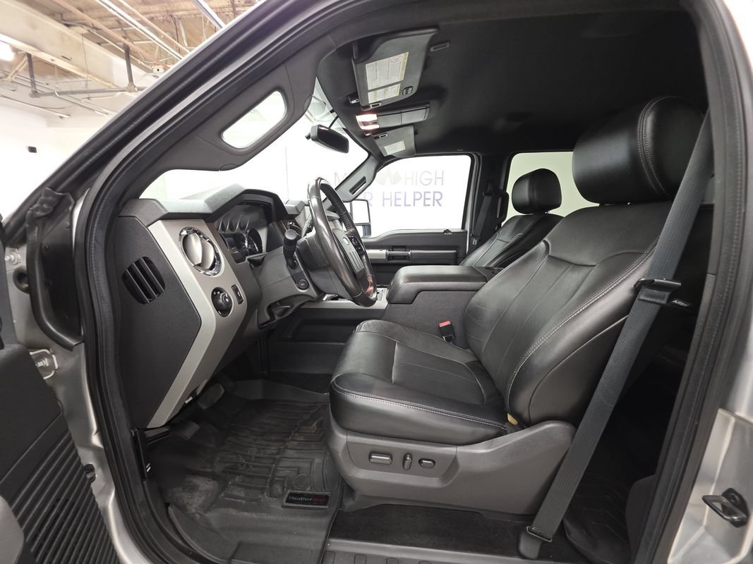 Used 2016 Ford F250 Lariat w/ Chrome Package AWD/4WD image 19