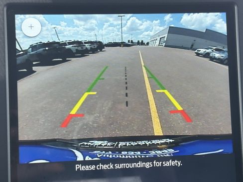 Used 2022 Ford Edge ST-Line w/ Class II Trailer Tow Package AWD/4WD image 27