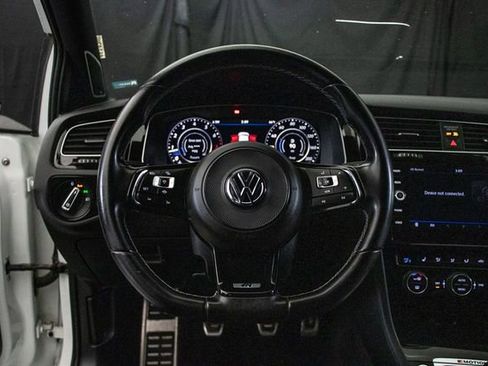 Used 2019 Volkswagen Golf R 4-Door image 21
