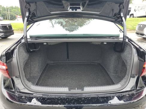 Certified 2025 Volkswagen Jetta Sport FWD image 14