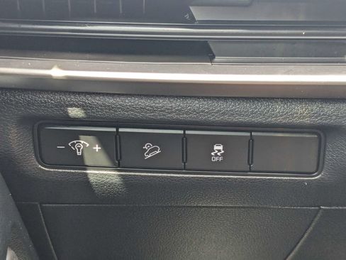 Used 2024 Kia Telluride S w/ S Sunroof Package FWD image 35
