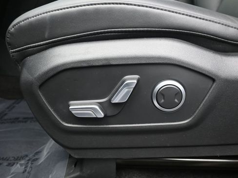 Certified 2025 Hyundai Santa Fe SEL image 21