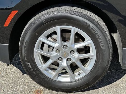Certified 2024 Chevrolet Equinox LT w/ LPO, Floor Liner Package FWD image 11