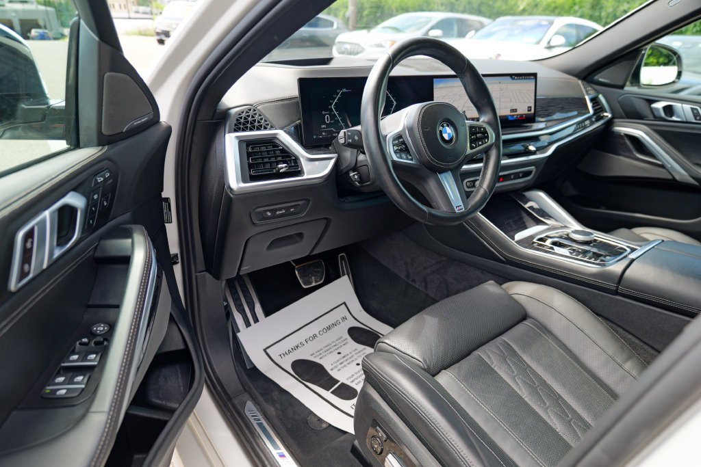Used 2024 BMW X6 xDrive40i w/ Premium Package AWD/4WD image 16