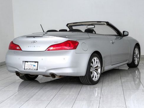 Used 2011 INFINITI G37 Convertible w/ Premium Pkg RWD image 5