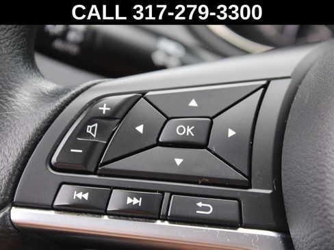 Used 2019 Nissan Rogue S AWD/4WD image 27