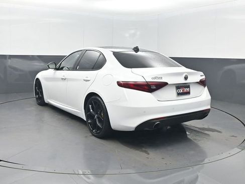 Used 2021 Alfa Romeo Giulia Ti w/ Nero Edizione RWD image 3