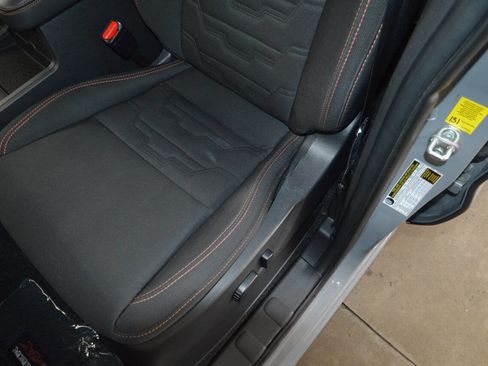 Used 2024 Nissan Frontier PRO-4X w/ Pro Convenience Package image 29